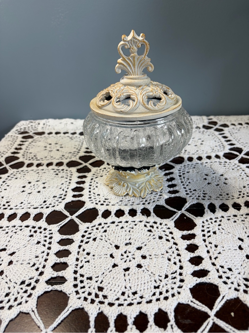 French Provincial Ornate Crackle Glass Candy Dish/Potpourri Dish